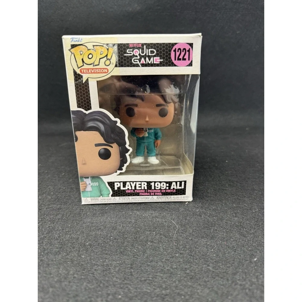 Funko Pop & Collectibles Lot Red Hood Squid Game Naruto Overwatch Star Wars